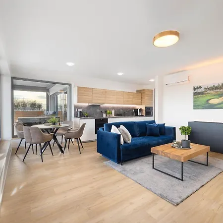 公寓 By The Golf Course